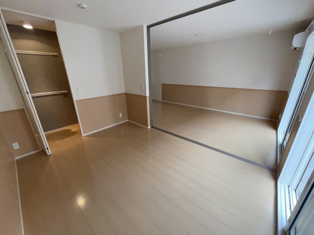アルティスタ　Bの収納
