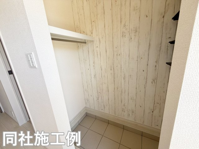新築戸建　ブルーミングガーデン園部町横田1号2期の玄関|同社施工例