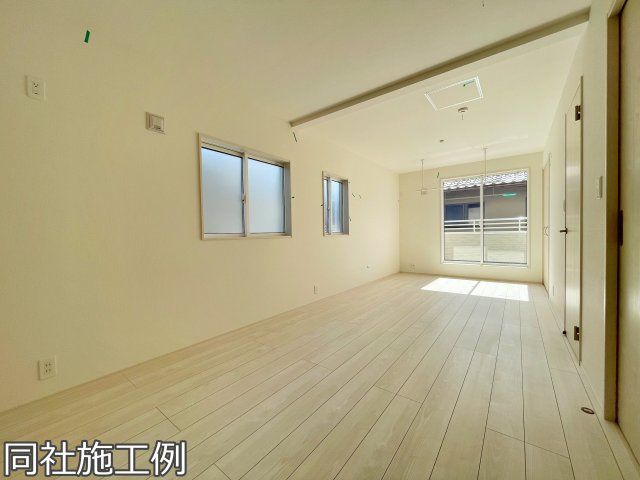 新築戸建　ブルーミングガーデン園部町横田1号2期の洋室|同社施工例