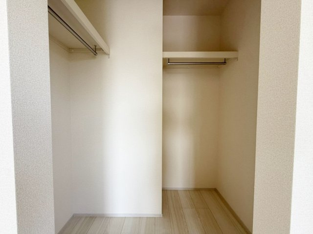 新築戸建　ブルーミングガーデン園部町横田1号2期の収納|現地写真