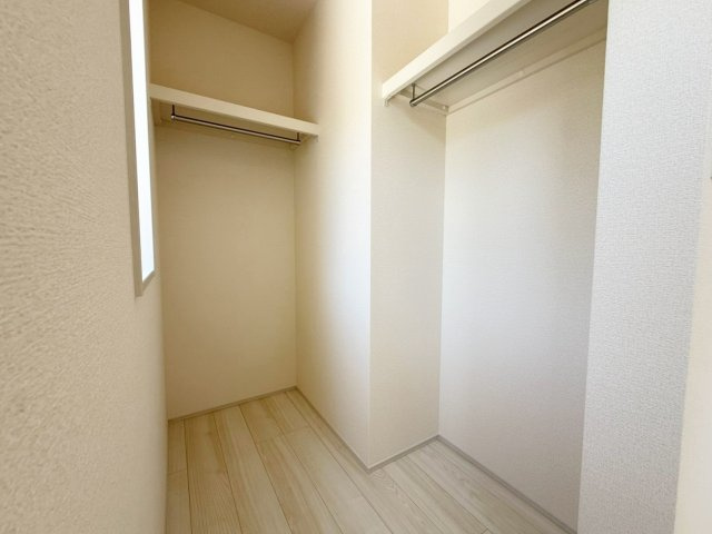 新築戸建　ブルーミングガーデン園部町横田1号2期の収納|現地写真