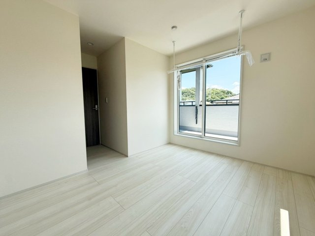 新築戸建　ブルーミングガーデン園部町横田1号2期の洋室|現地写真