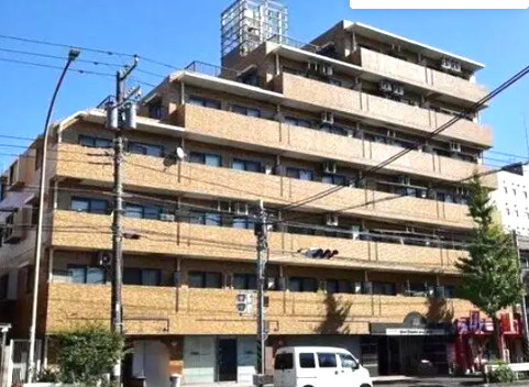 ライオンズマンション磯子第５の外観|駅まで平坦な道のりなので歩くのも自転車もラクラクです。