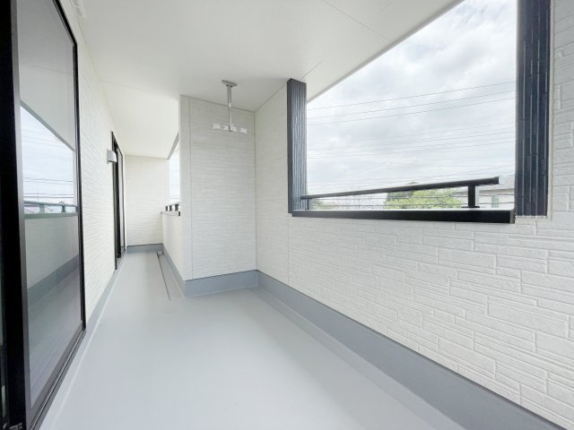 新築戸建・新築建売　大泉町第14寄木戸　西小学校・西中学校のバルコニー