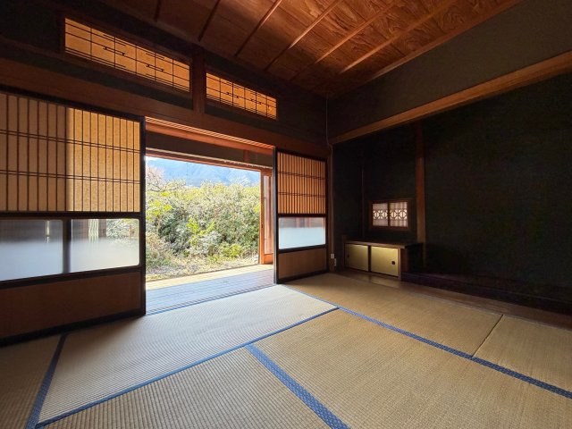 御所市東持田　中古戸建の和室|趣のある室内!(^^)!