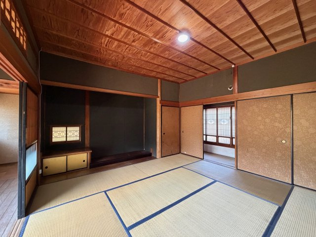 御所市東持田　中古戸建の和室|趣のある室内!(^^)!