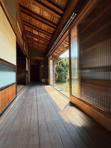 御所市東持田　中古戸建の内装|建具なども趣があります!(^^)!
