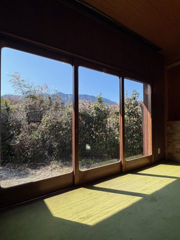 御所市東持田　中古戸建の内装|陽当り良く気持ちいです!(^^)!