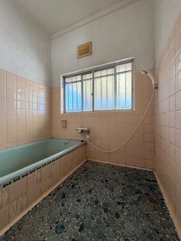 御所市東持田　中古戸建の浴室|お風呂♪