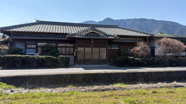 御所市東持田　中古戸建の外観|四季の移ろいを感じる趣ある日本家屋でリフォームを楽しみながらセカンドライフをスタートされませんか(^^)/