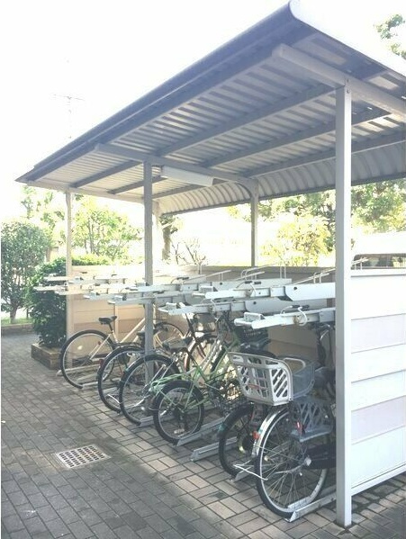 サンライズ八熊のその他共用部分|駐輪場です