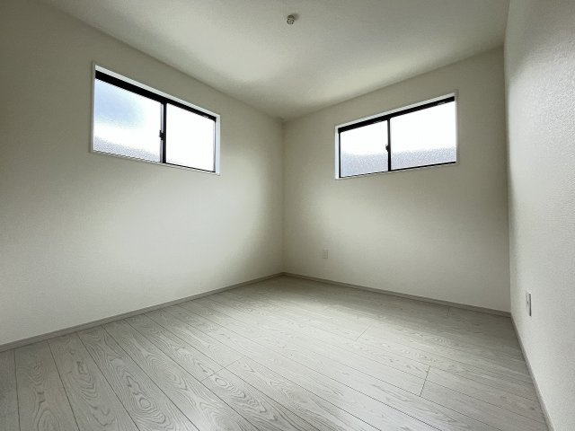 【子供部屋】 | 福岡市南区若久5丁目5期　1号棟（全1棟）【仲介手数料無料・0円】 | 施工例。施工例は完成時と異なる場合があります。