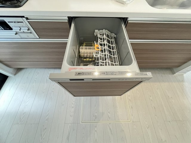 【キッチン】 | 福岡市南区若久5丁目5期　1号棟（全1棟）【仲介手数料無料・0円】 | 施工例。施工例は完成時と異なる場合があります。