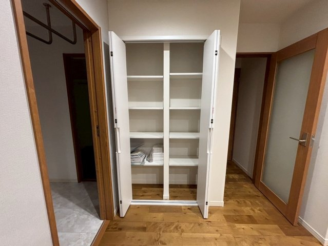 東酒々井１丁目　中古戸建の収納