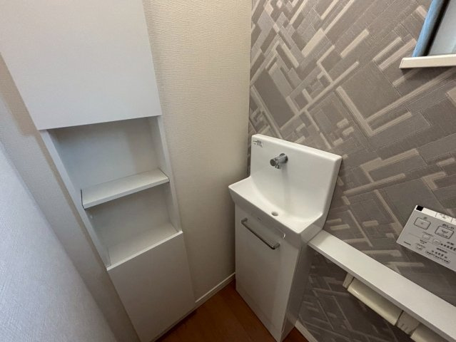東酒々井１丁目　中古戸建のトイレ