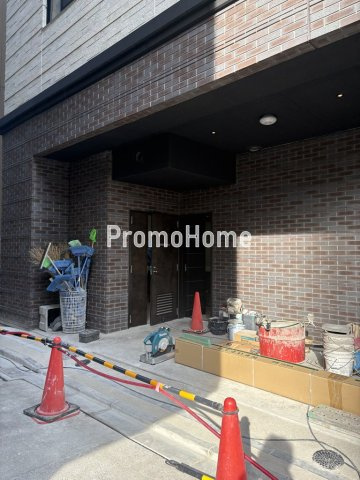 グラン千代田岩本町のエントランス