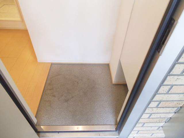 アネックス浮間Ⅱの玄関|間口広めの玄関です