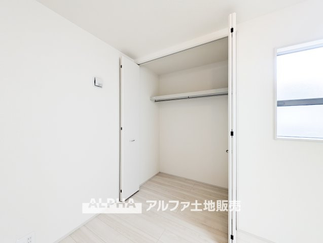 昭島市中神町2丁目  新築戸建の収納|【Go filled with memories】
◆ありったけの◆住空間をよりよくするためには大切な収納スペース。時が経ち思い出がここに詰まっていく。