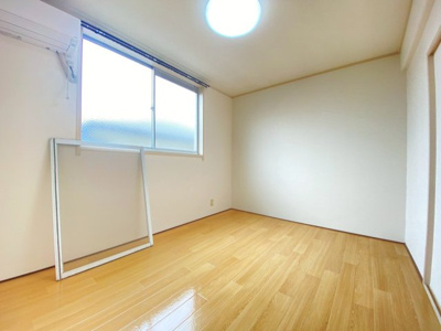 【寝室】 | 桑田町連棟貸家