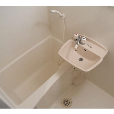 新宿区弁天町の賃貸マンションの浴室