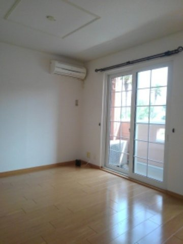 ポート・レーゼ　Ａの居間・リビング|使いやすい居間です