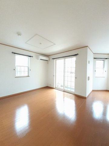 エテルノ　Ａの居間・リビング|おしゃれなリビングです