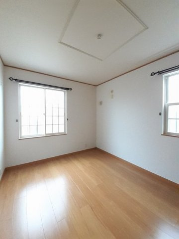 エテルノ　Ａの内装|きれいな内装です