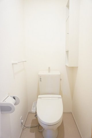 コーポ・サンピアのトイレ|シンプルで使いやすいトイレです
