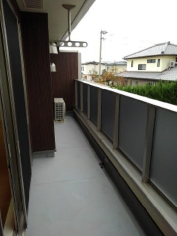 コンフォーティアのバルコニー|広々としたバルコニーです