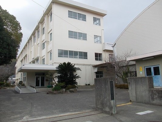 コンフォーティアの周辺|黒崎小学校まで250m