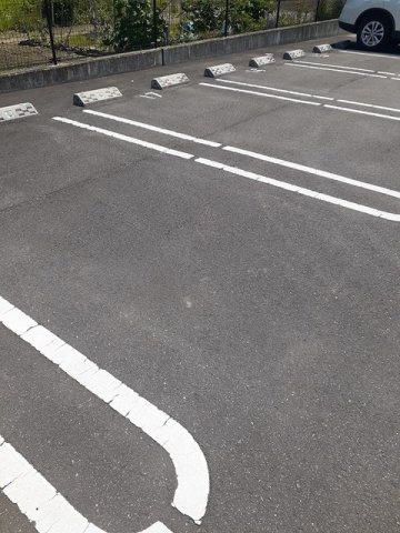 ルミエール　ヴォアレＢの駐車場|駐車スペースもあります