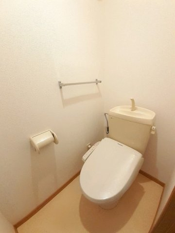サントゥール　ウエストのトイレ|コンパクトで使いやすいトイレです
