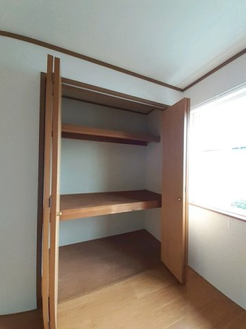 サントゥール　ウエストの収納|専用の収納スペースです