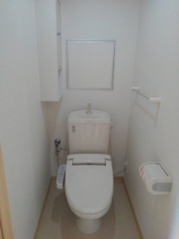 カーサ　フェリーチェ　Ａのトイレ|シンプルで使いやすいトイレです