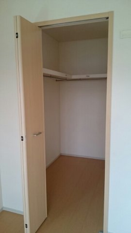 ルミエール六反地の収納|収納があります