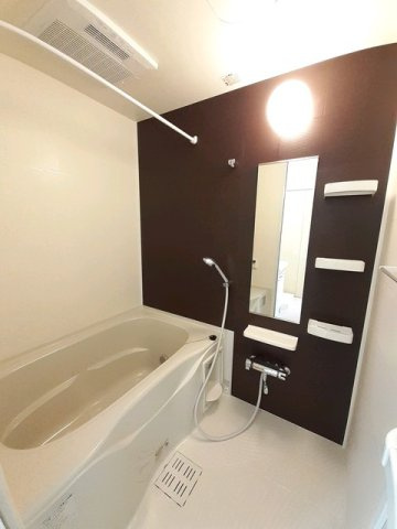 クラールプレディエＥの浴室|日々の疲れを癒すお風呂付です