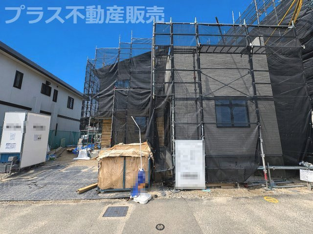 【玄関】 | 福岡市南区井尻2丁目1期　1号棟（全1棟）【仲介手数料無料・0円】 | 施工例。施工例は完成時と異なる場合があります。
