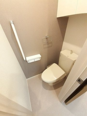 クオーレＣのトイレ|落ち着いたトイレです