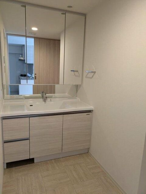 メイツ深川住吉の洗面所