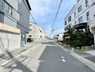 【前面道路含む現地写真】 | 高槻市春日町　中古戸建