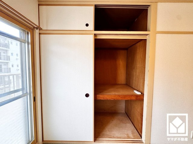 醍醐山ノ上団地B　２棟の収納