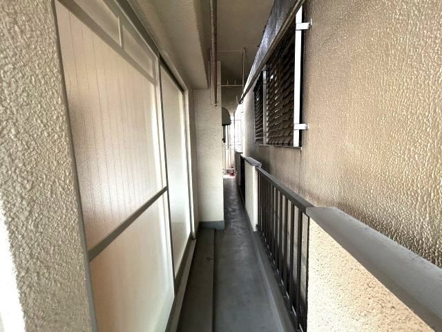 辰巳マンションのバルコニー