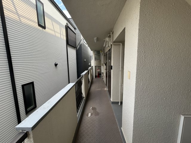 辰巳マンションのバルコニー