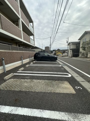 レコルトの駐車場