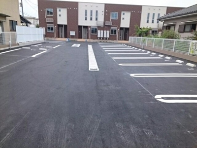 【駐車場】 | アーク　リヴェール | 駐車場があります