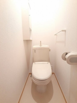 【トイレ】 | グランドゥール　ソフィア　Ⅰ | コンパクトで使いやすいトイレです