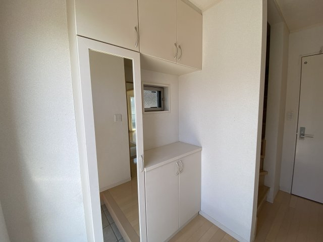 中清戸3丁目　中古戸建の玄関