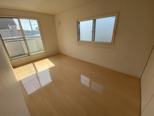 中清戸3丁目　中古戸建の洋室