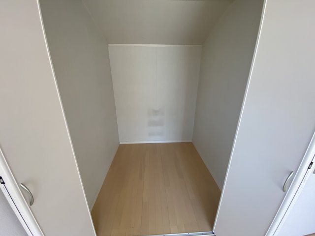 中清戸3丁目　中古戸建の収納