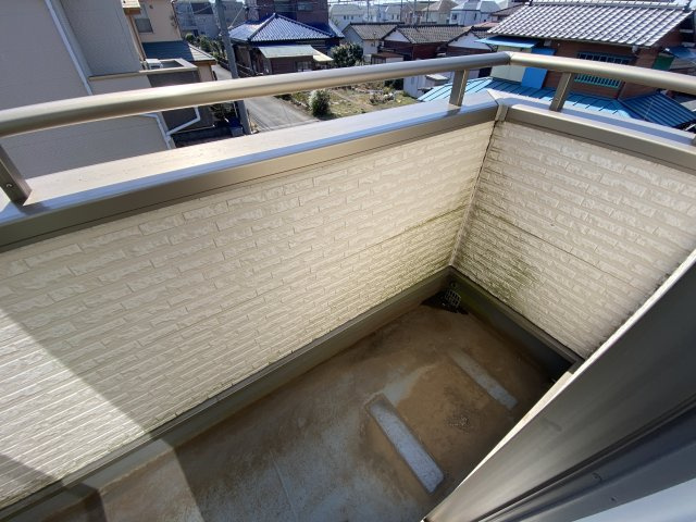 中清戸3丁目　中古戸建のバルコニー